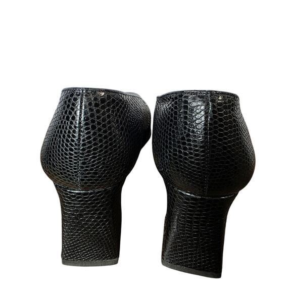 STUART WEITZMAN blk snake print leather block classis pump 8 - Picture 6 of 9